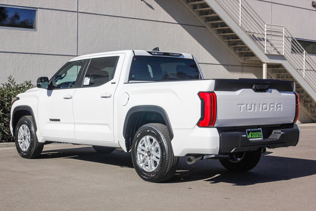 2025 TOYOTA TUNDRA 4X2 SR5 8