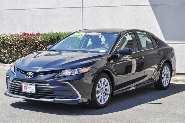 2022 TOYOTA CAMRY LE 3