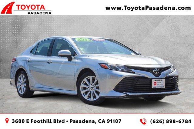 2018 TOYOTA CAMRY LE 1