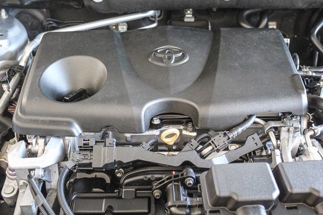 2019 TOYOTA TRUCK RAV4 XLE PREMIUM 28