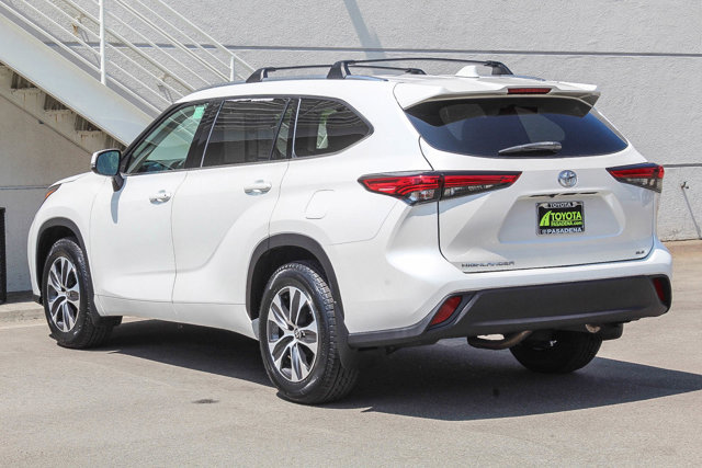 2021 TOYOTA TRUCK HIGHLANDER XLE 4