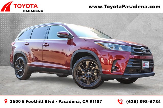 2019 TOYOTA TRUCK HIGHLANDER SE 1