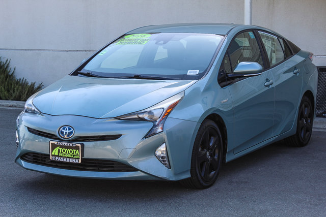 2016 TOYOTA PRIUS THREE TOURING 3