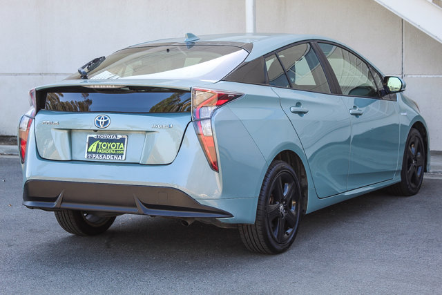 2016 TOYOTA PRIUS THREE TOURING 7