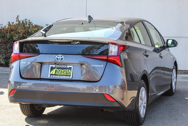 2019 TOYOTA PRIUS LE 7