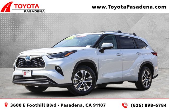 2023 TOYOTA TRUCK HIGHLANDER HYBRID XLE 1