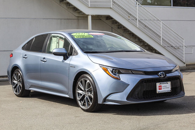 2021 TOYOTA COROLLA HYBRID LE 3