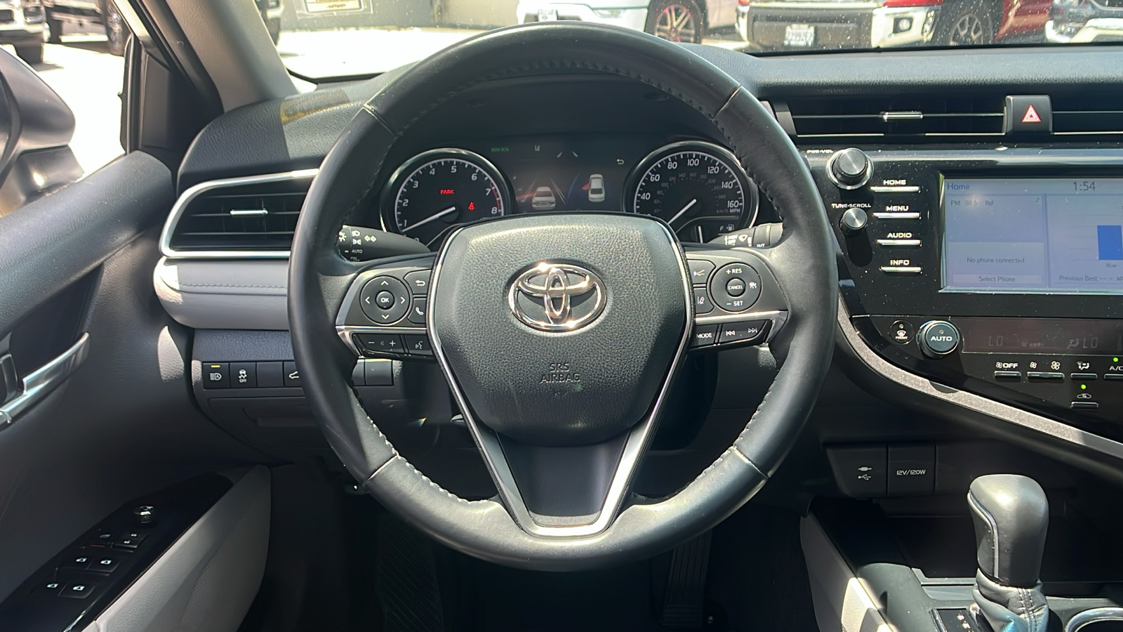 2018 Toyota Camry XLE 22