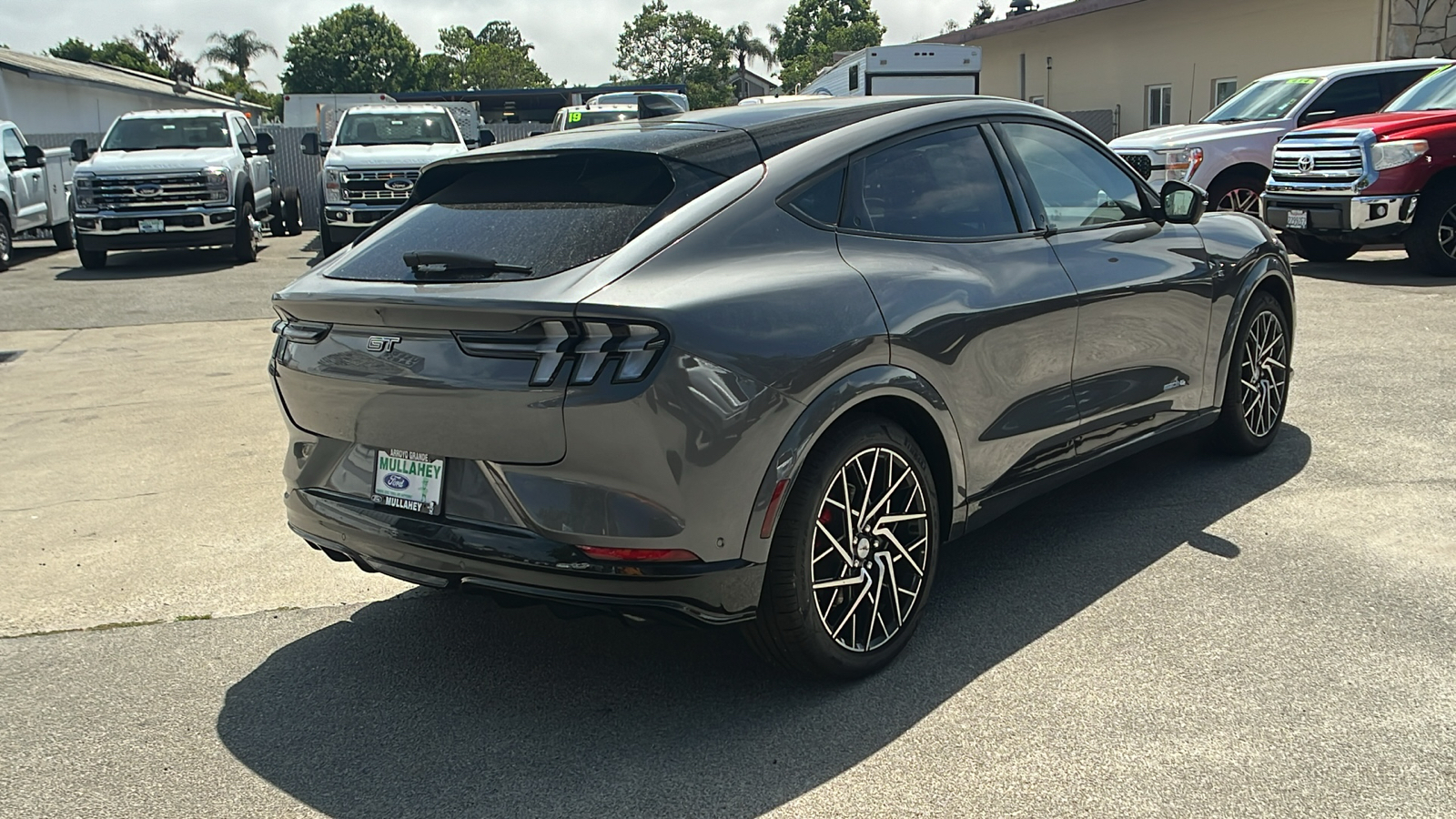 2023 Ford Mustang Mach-E GT 3