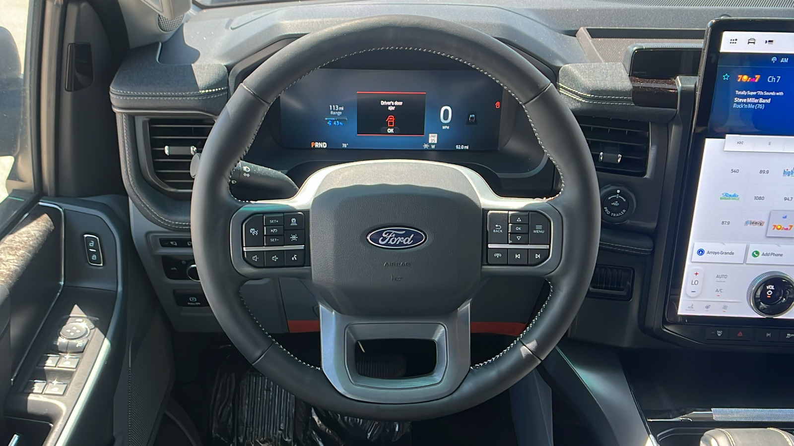 2024 Ford F-150 Lightning Flash 22