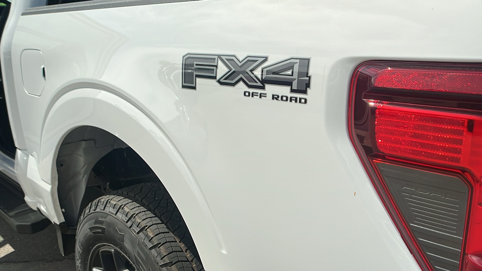 2024 Ford F-150 STX 14