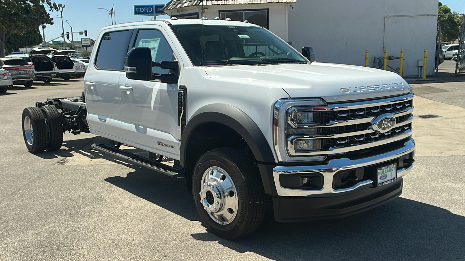 2024 Ford F-550SD Lariat 1