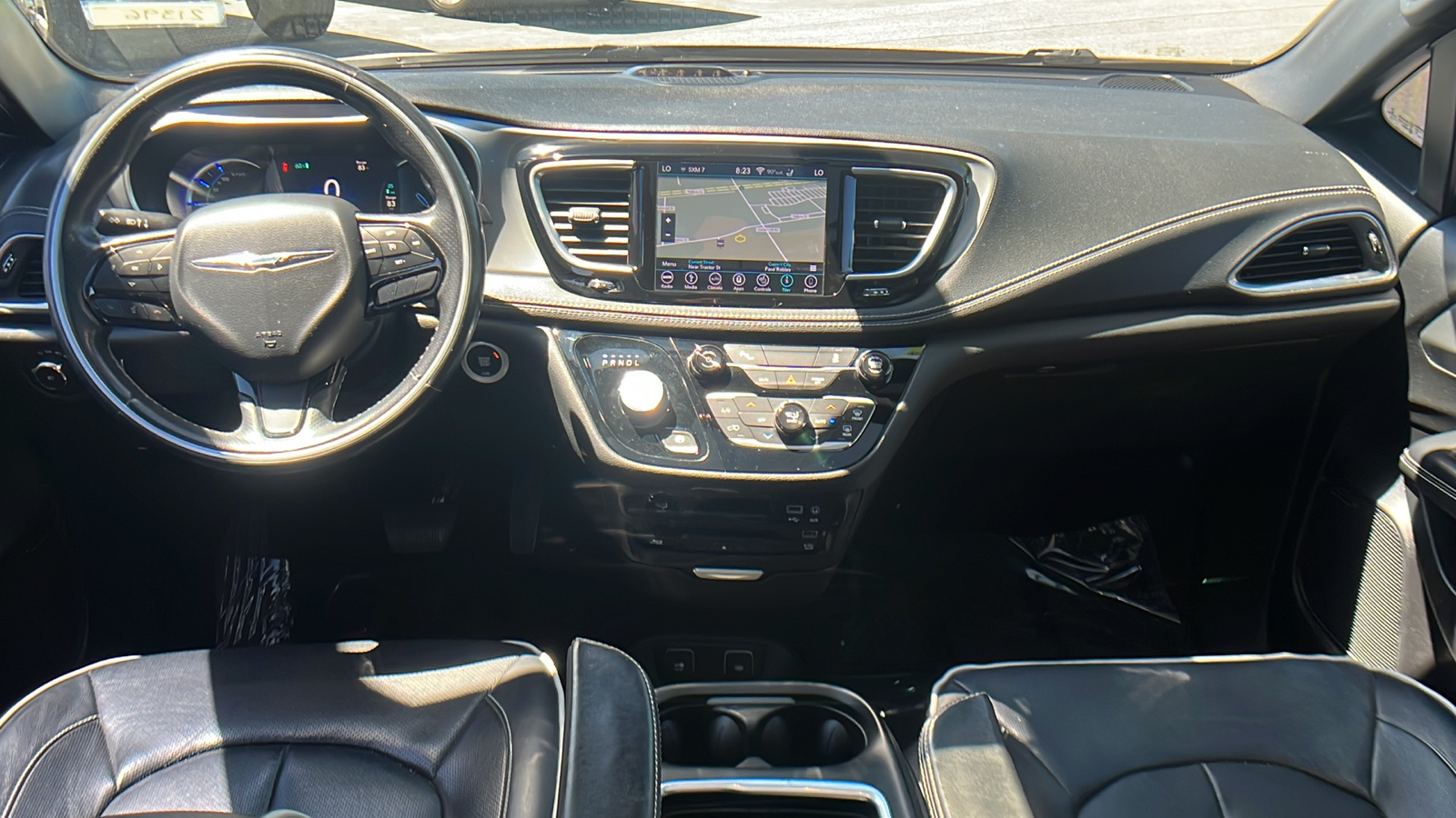 2019 Chrysler Pacifica Hybrid Limited 23