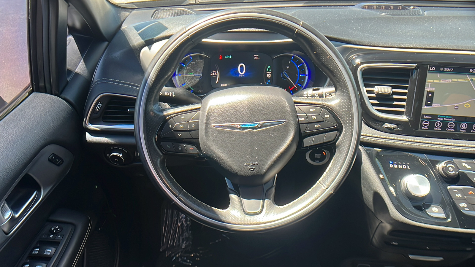 2019 Chrysler Pacifica Hybrid Limited 24