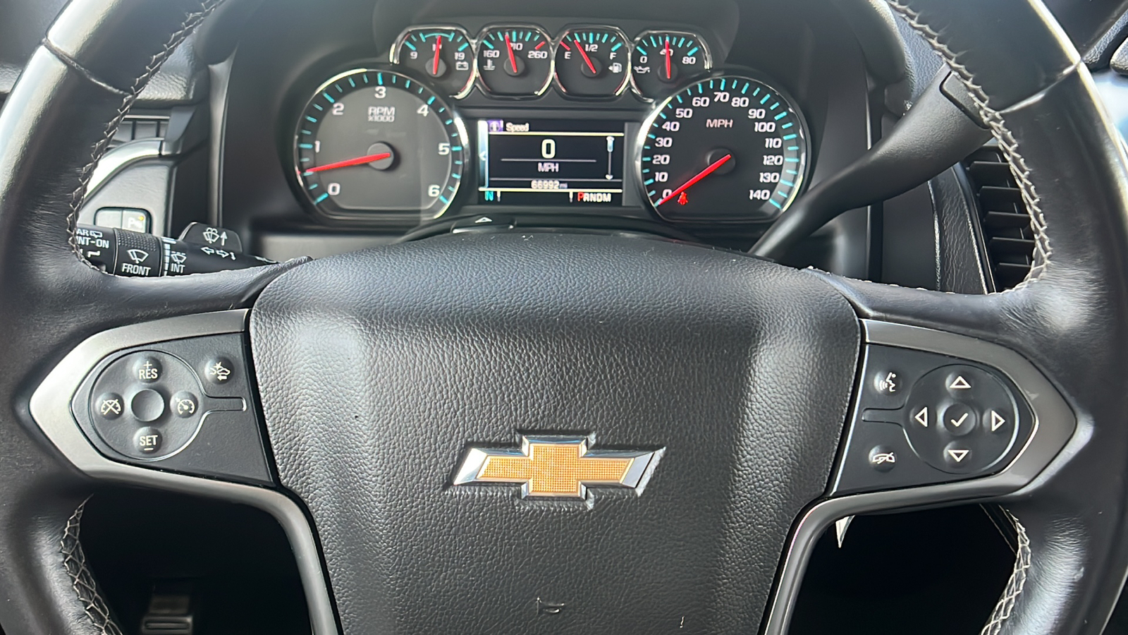 2016 Chevrolet Suburban LT 31