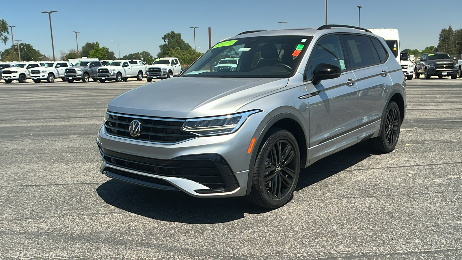 2022 Volkswagen Tiguan SE R-Line Black 7