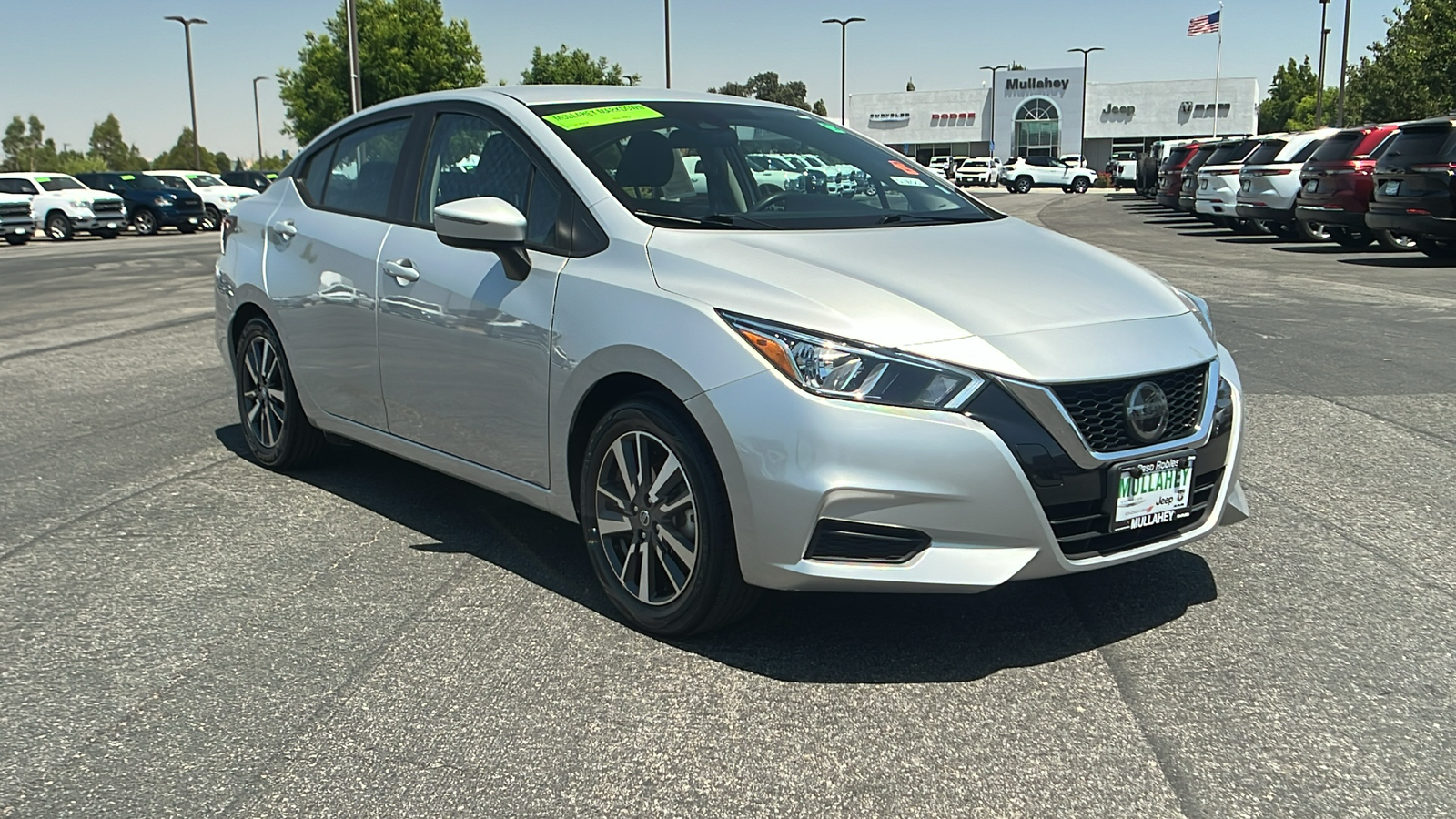 2021 Nissan Versa SV 1