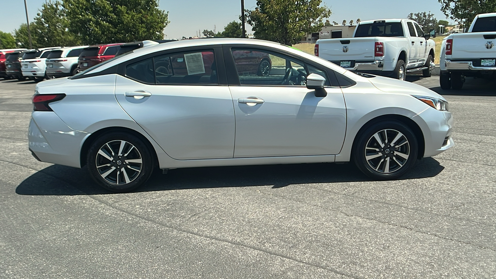 2021 Nissan Versa SV 2