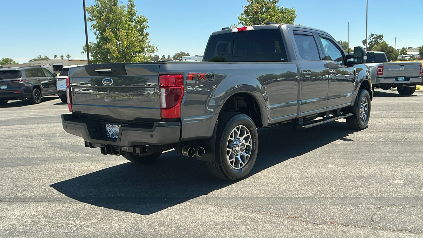 2022 Ford Super Duty F-350 SRW  3