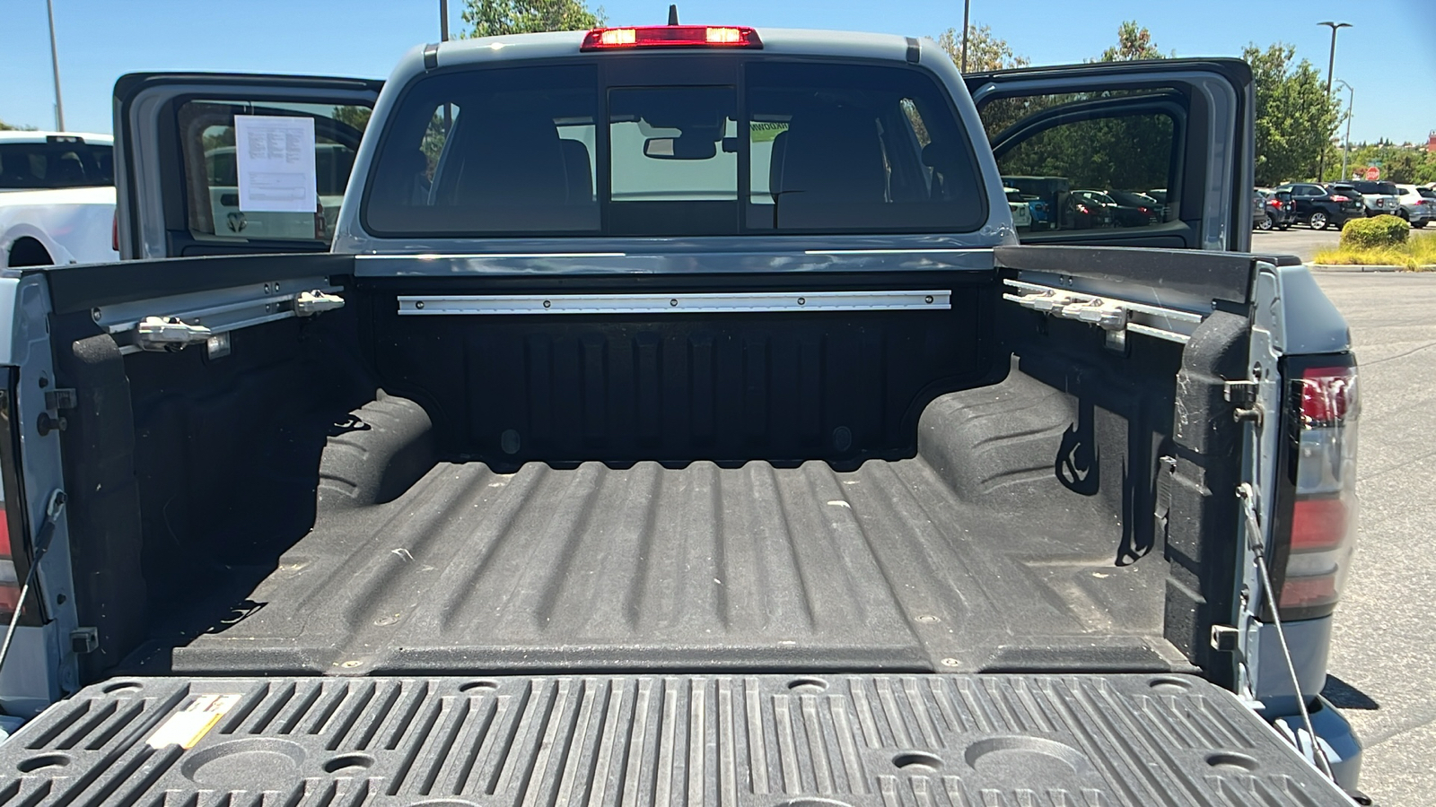 2022 Nissan Frontier PRO-4X 15