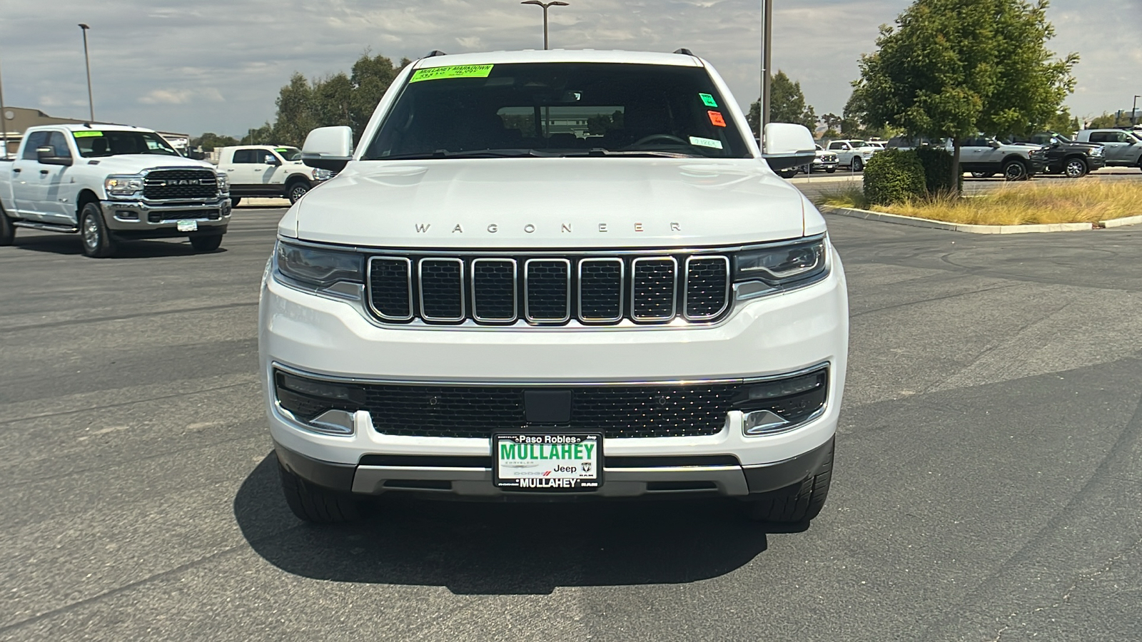 2022 Jeep Wagoneer Series III 8