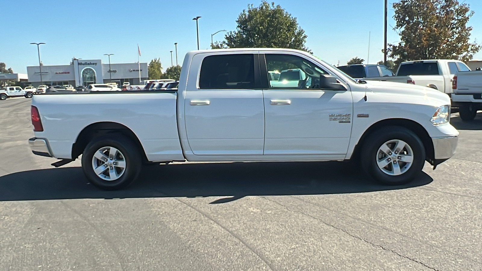 2021 Ram 1500 Classic SLT 2