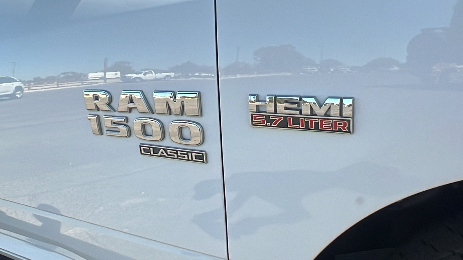 2021 Ram 1500 Classic SLT 9