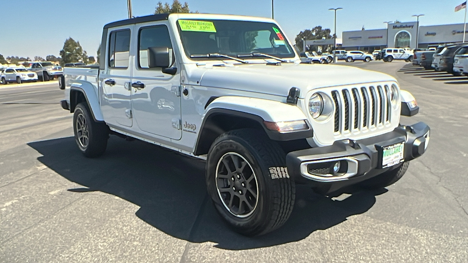 2023 Jeep Gladiator Overland 1