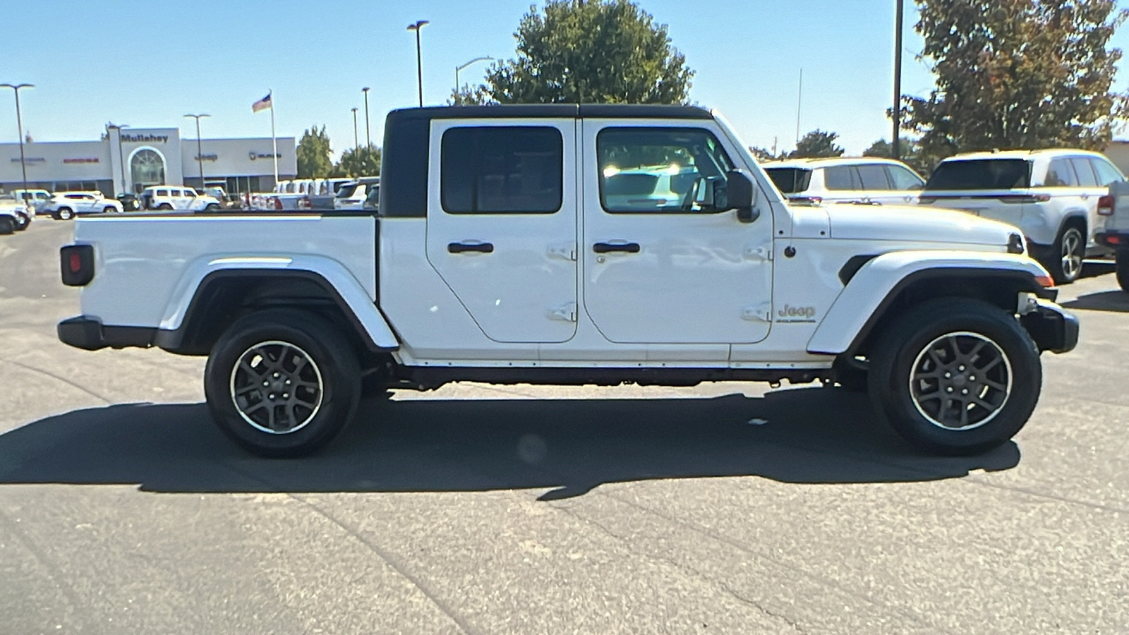 2023 Jeep Gladiator Overland 2