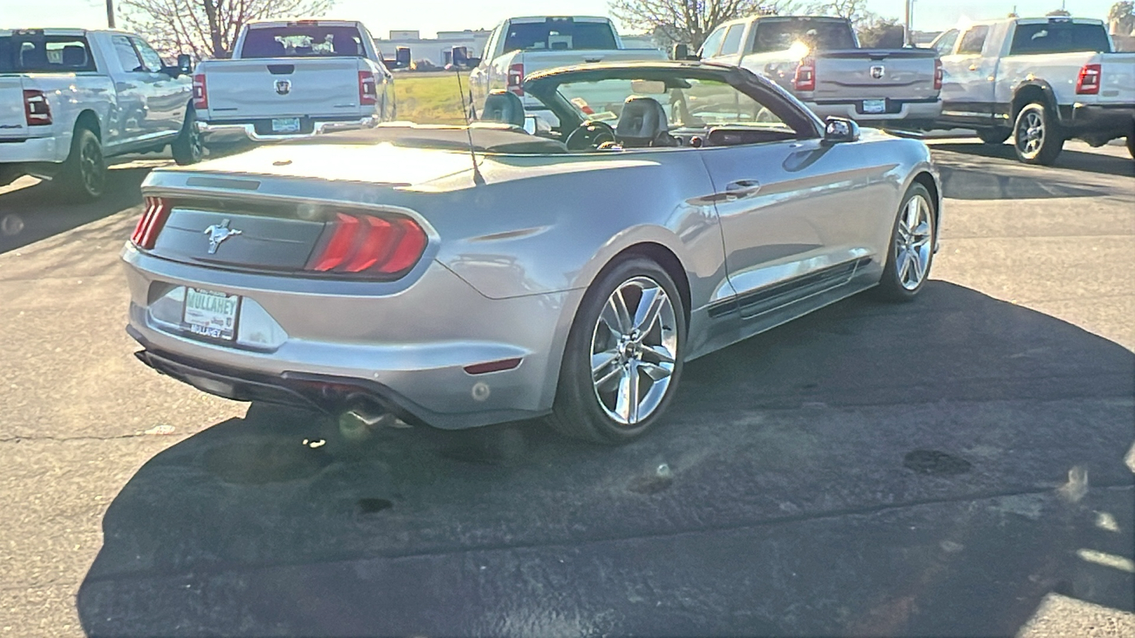 2020 Ford Mustang  3