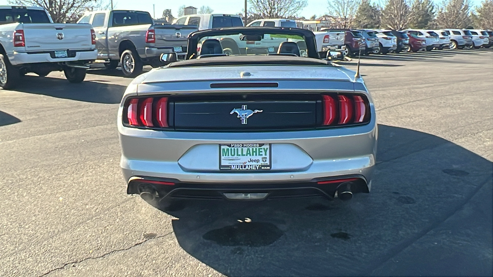 2020 Ford Mustang  4