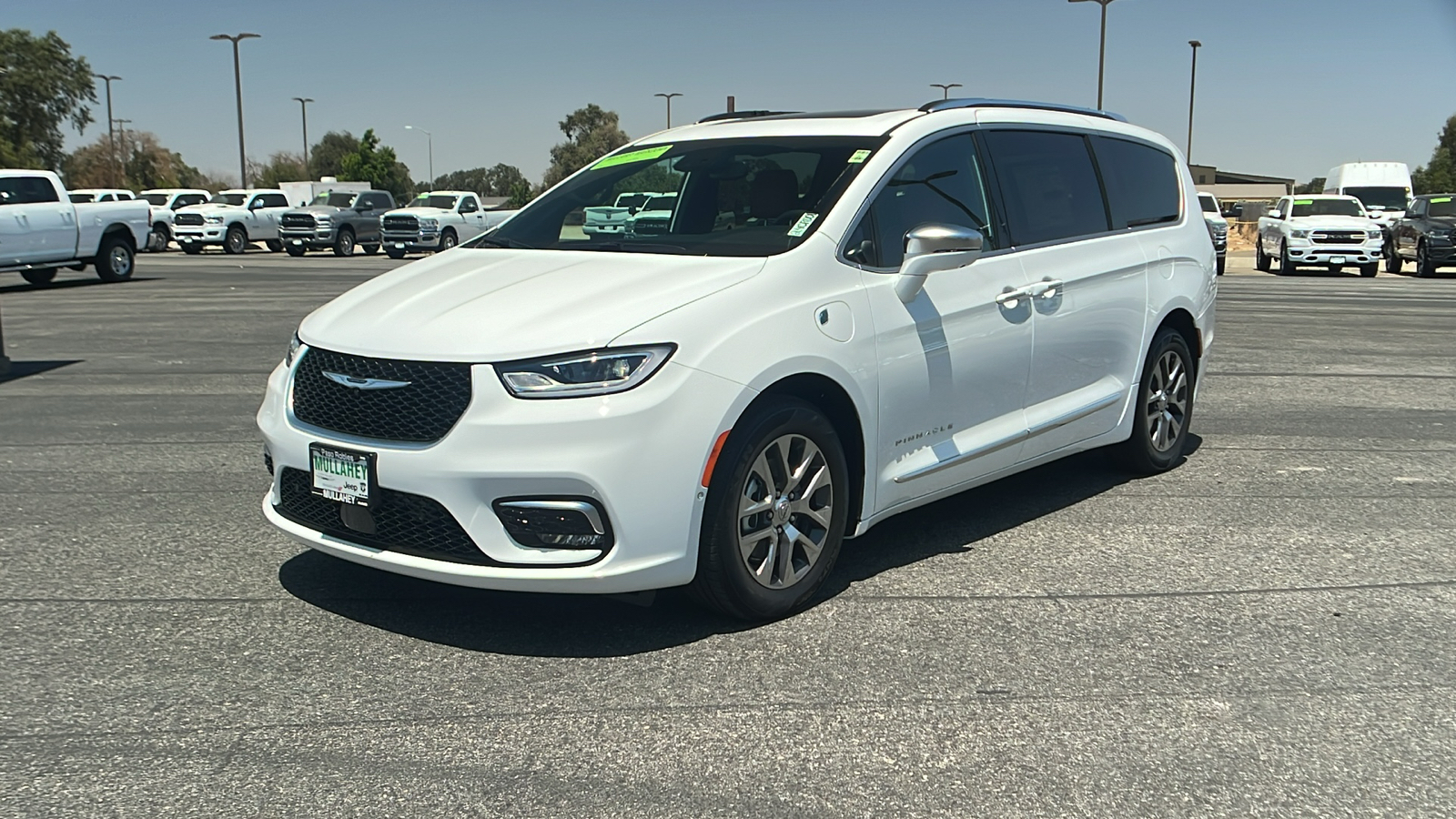 2024 Chrysler Pacifica Hybrid Pinnacle 7