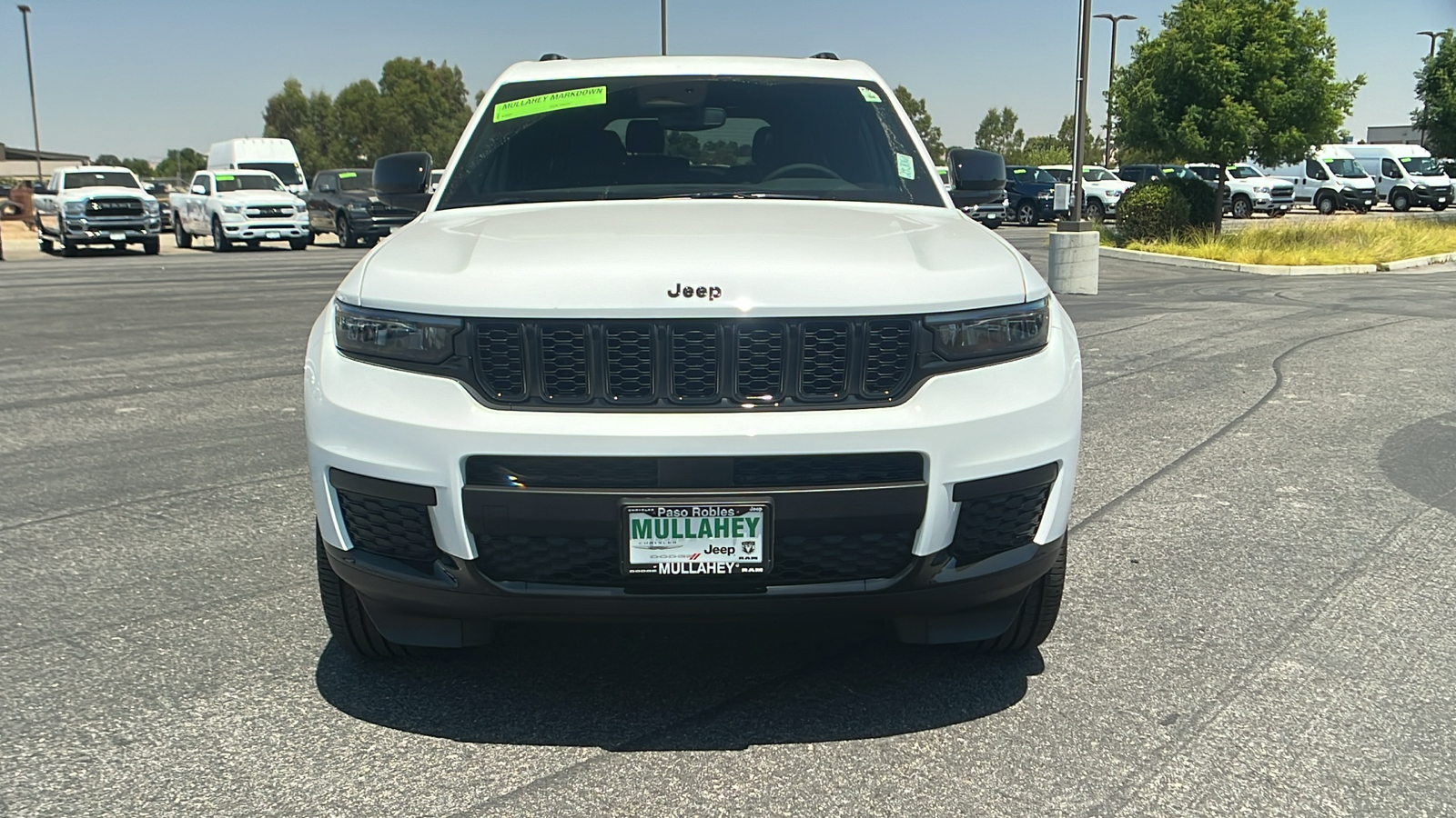 2024 Jeep Grand Cherokee L Altitude X 8