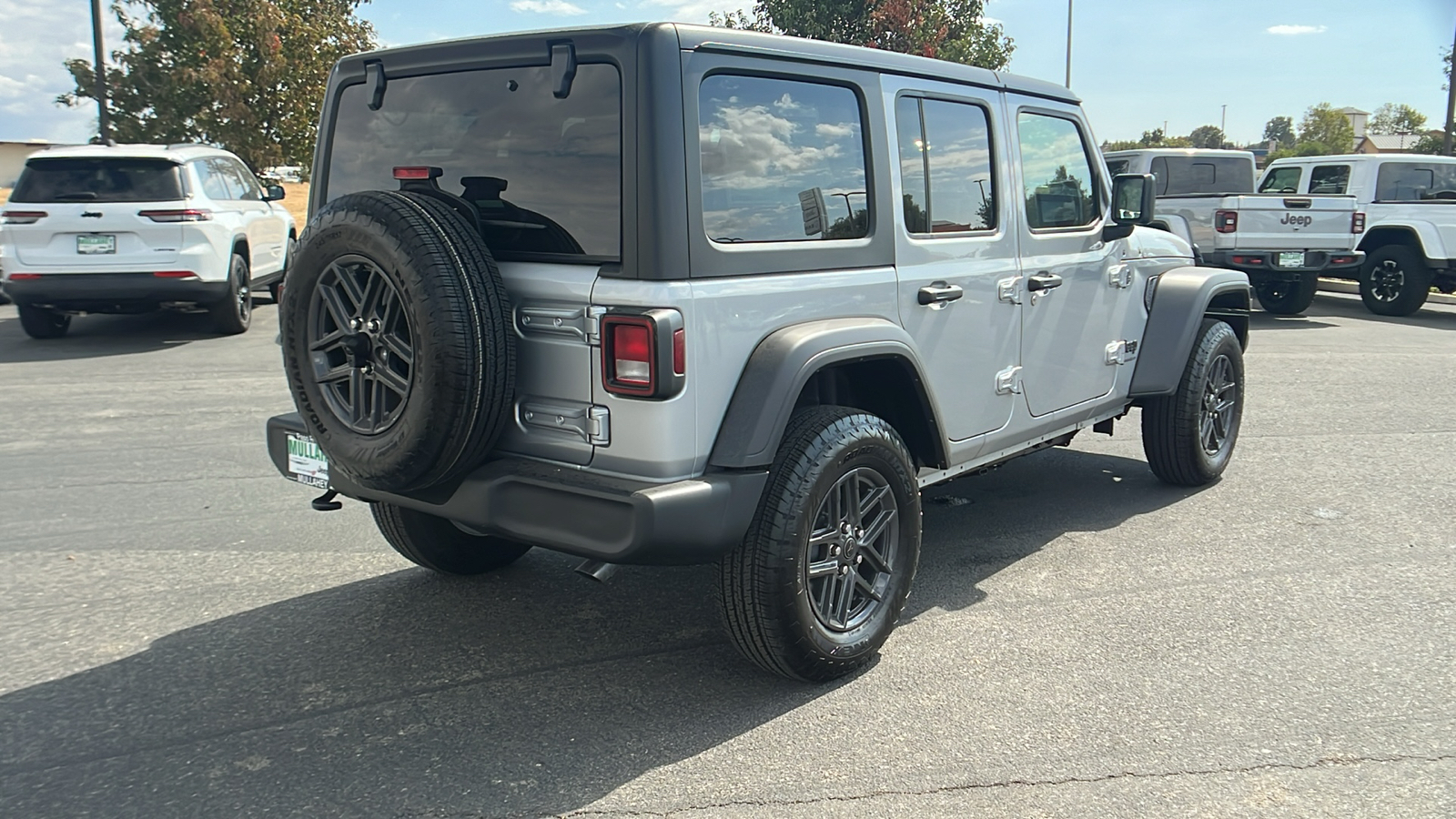 2024 Jeep Wrangler Sport S 3