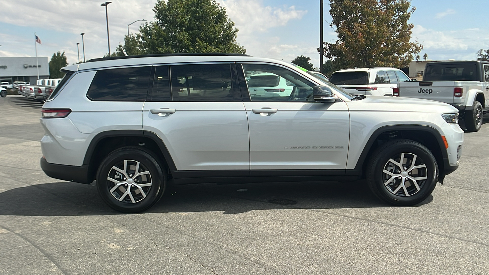 2024 Jeep Grand Cherokee L Limited 2