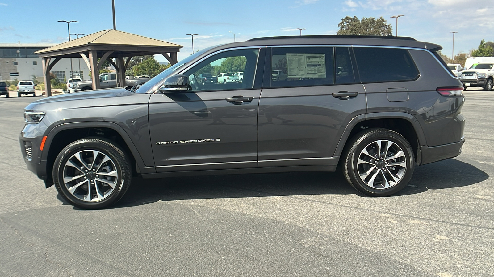 2024 Jeep Grand Cherokee L Overland 6