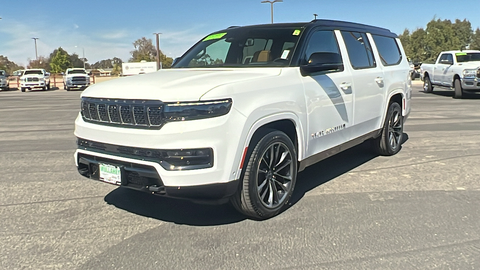 2024 Jeep Grand Wagoneer L Series III Obsidian 7