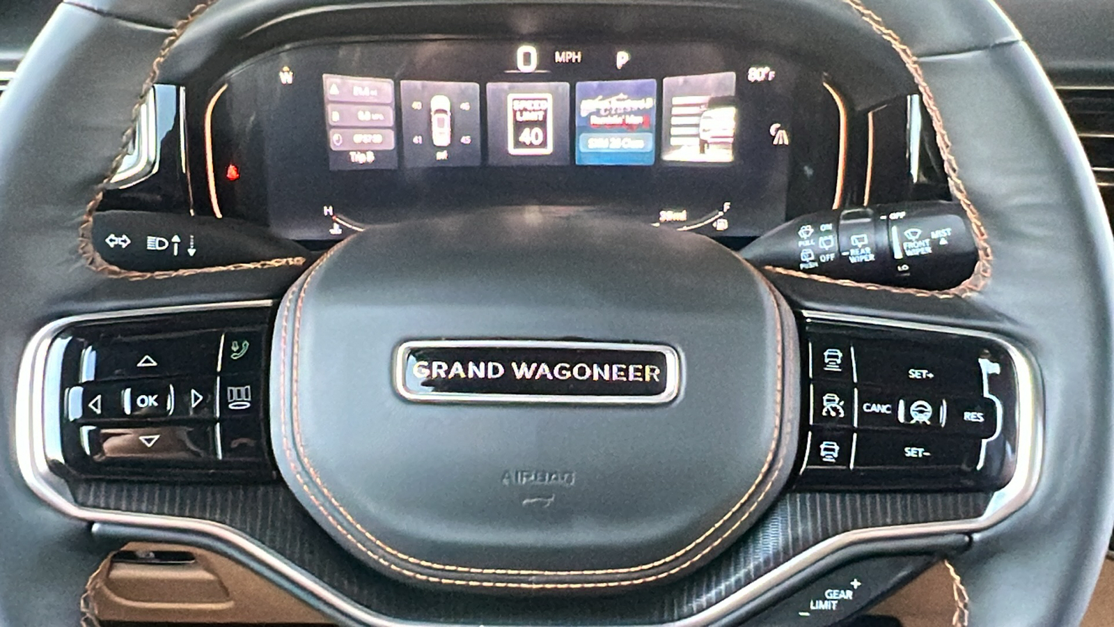 2024 Jeep Grand Wagoneer L Series III Obsidian 38