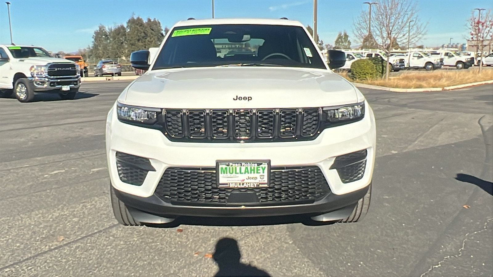 2024 Jeep Grand Cherokee Altitude 8