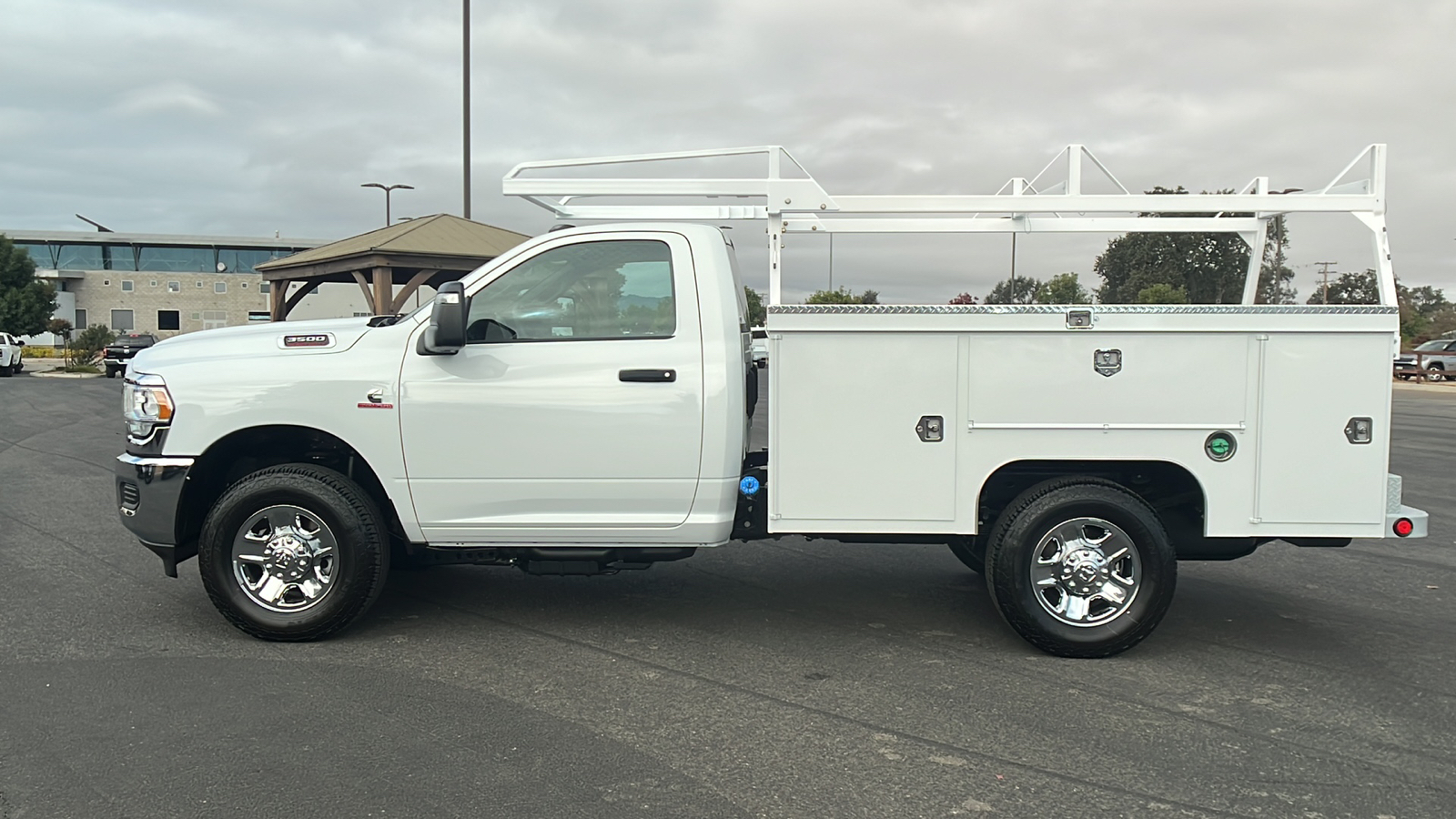 2024 Ram 3500 Chassis Cab Tradesman 6