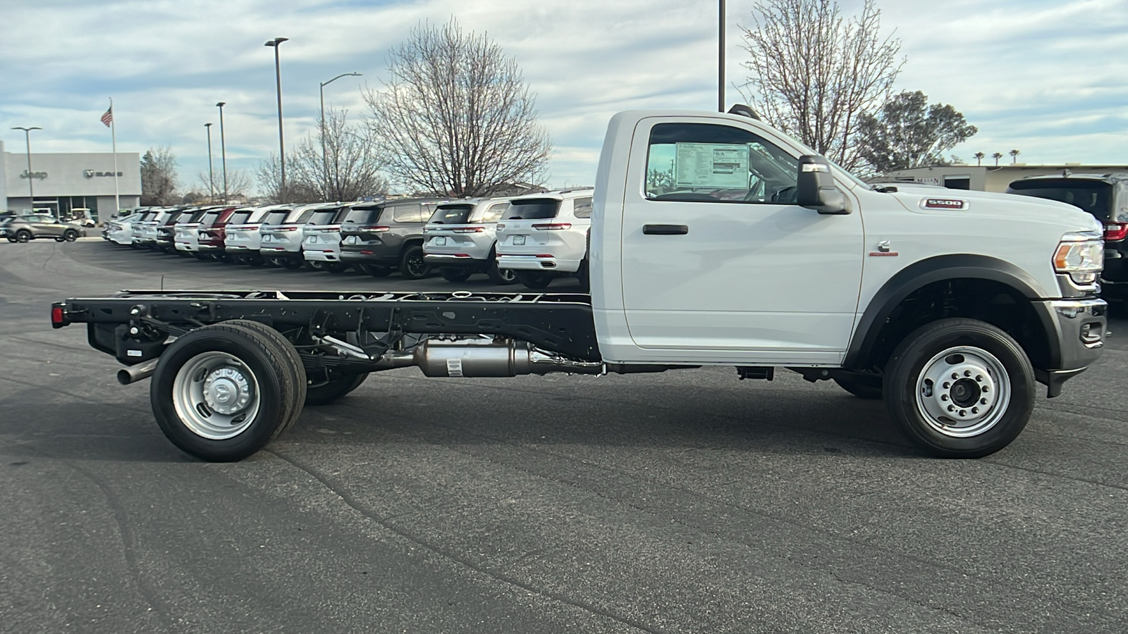 2024 Ram 5500 Chassis Cab Tradesman 2