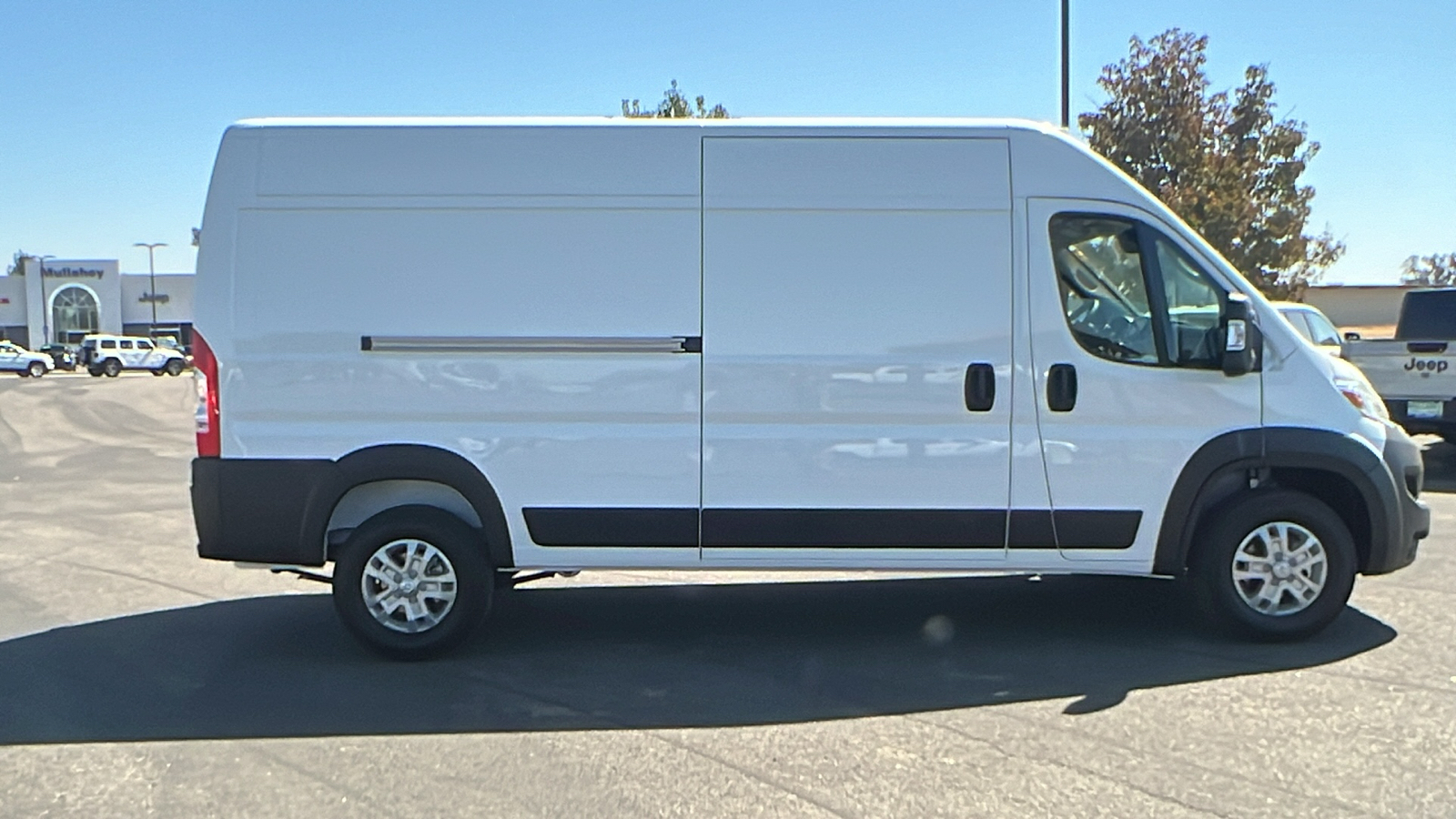 2024 Ram ProMaster Cargo Van SLT 2