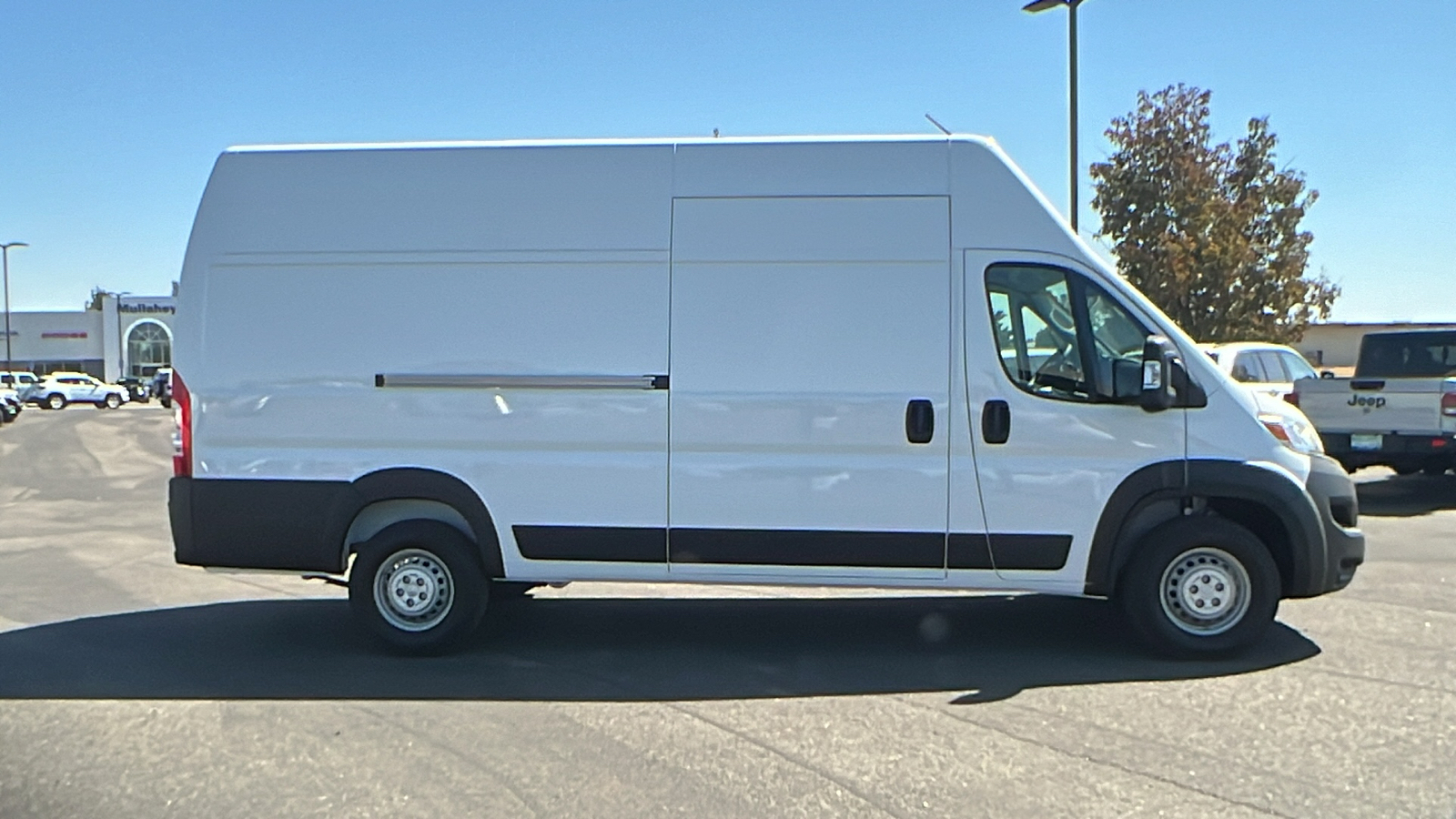 2024 Ram ProMaster Cargo Van Tradesman 2