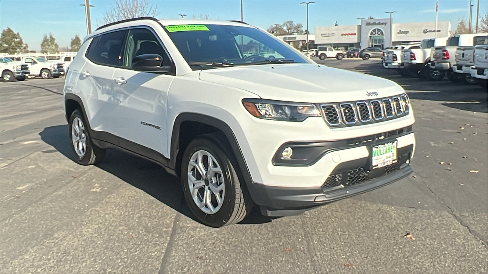 2025 Jeep Compass Latitude 1