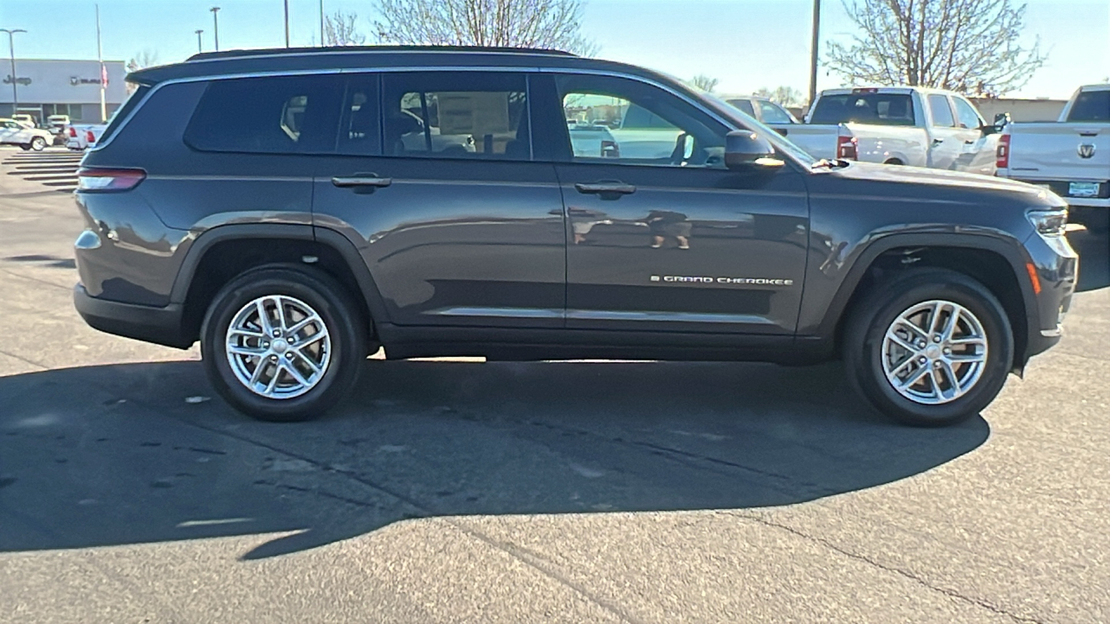 2025 Jeep Grand Cherokee L Laredo X 2