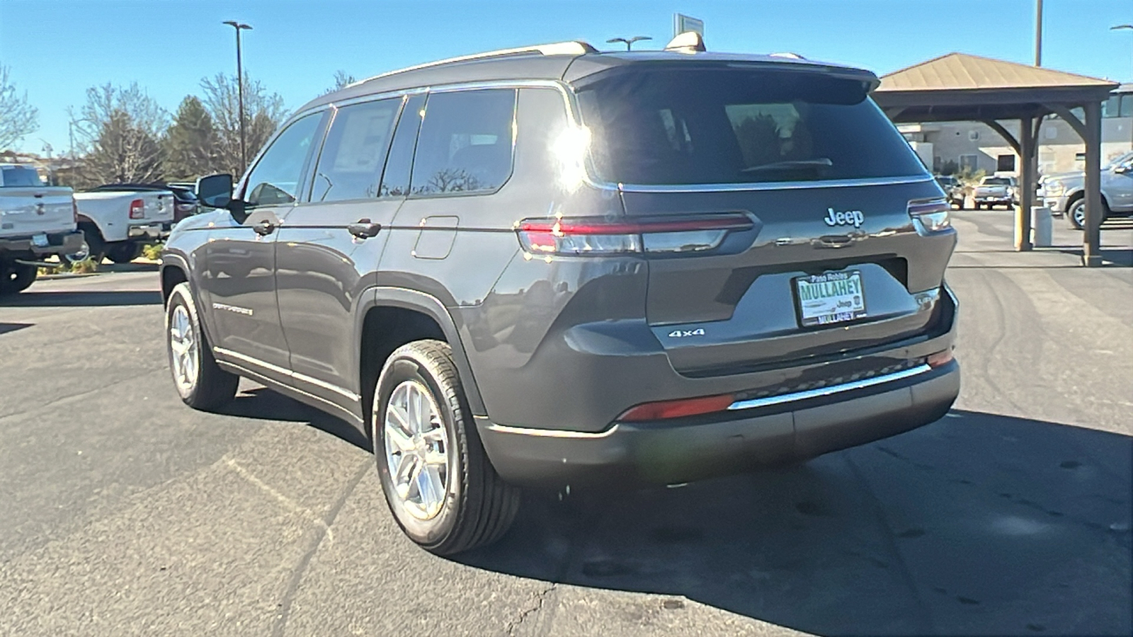 2025 Jeep Grand Cherokee L Laredo X 5