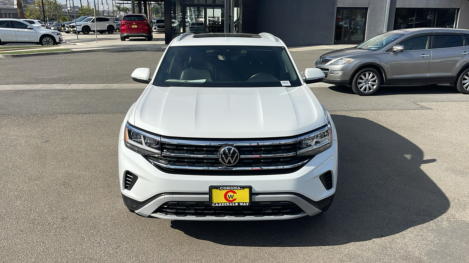 2020 Volkswagen Atlas Cross Sport 3.6L V6 SEL 2