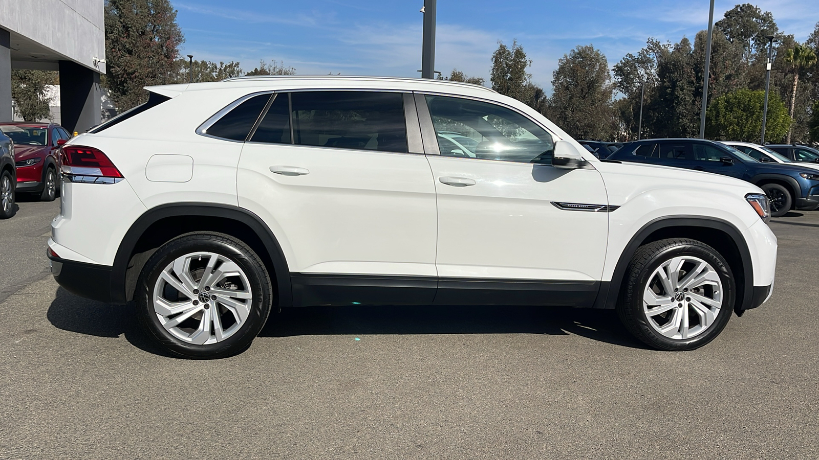 2020 Volkswagen Atlas Cross Sport 3.6L V6 SEL 6