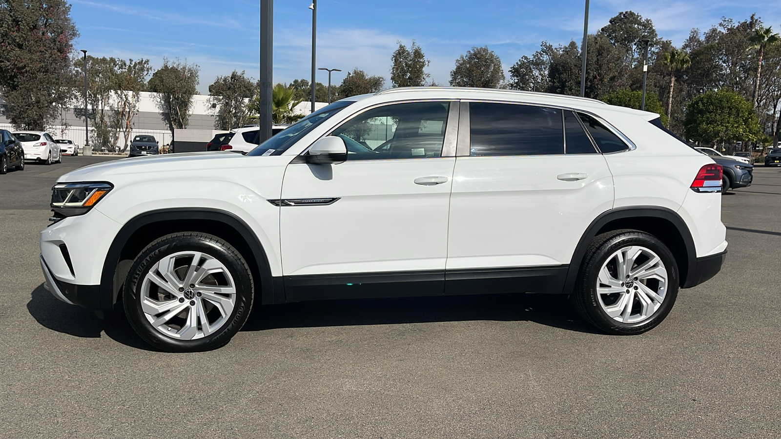 2020 Volkswagen Atlas Cross Sport 3.6L V6 SEL 12