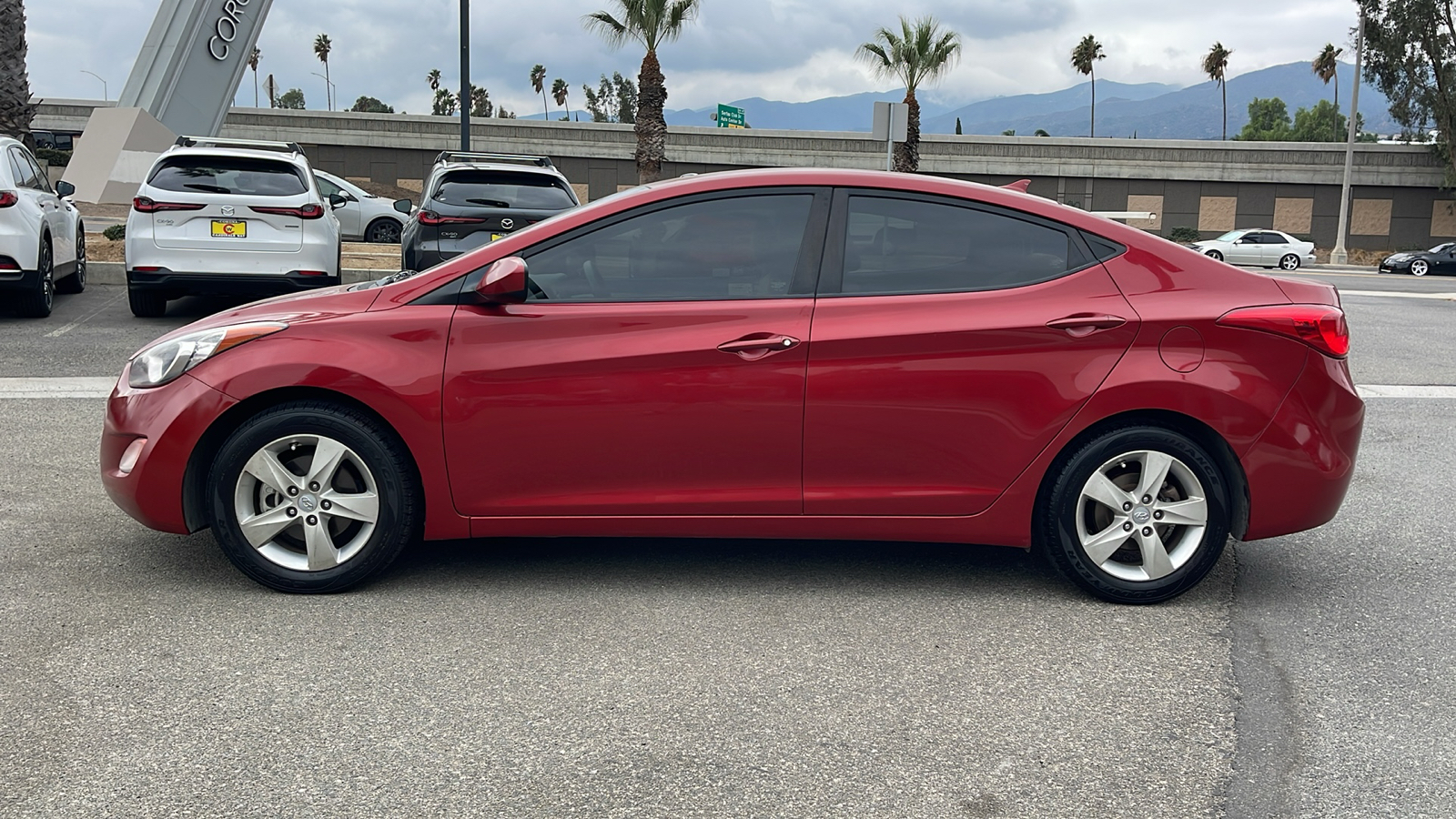 2013 Hyundai Elantra GLS 12